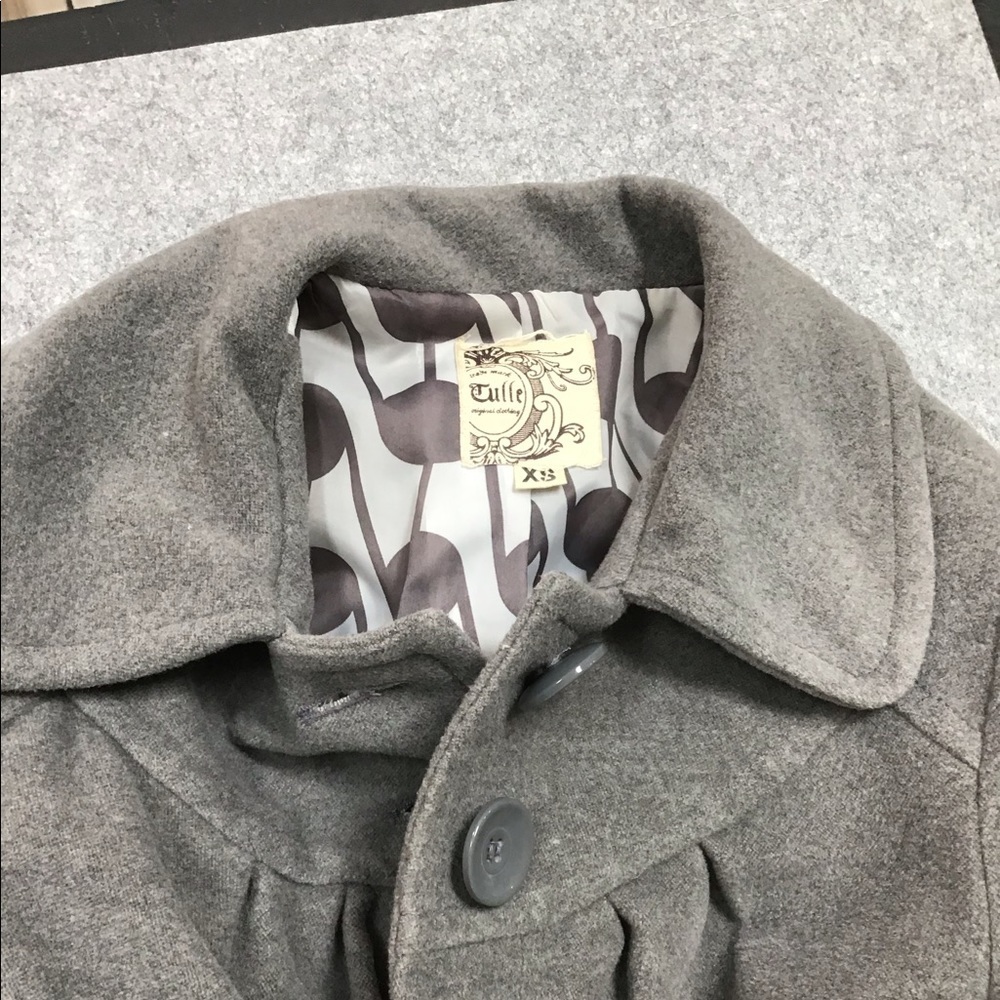 Girls gray winter coat - Picture 7 of 8